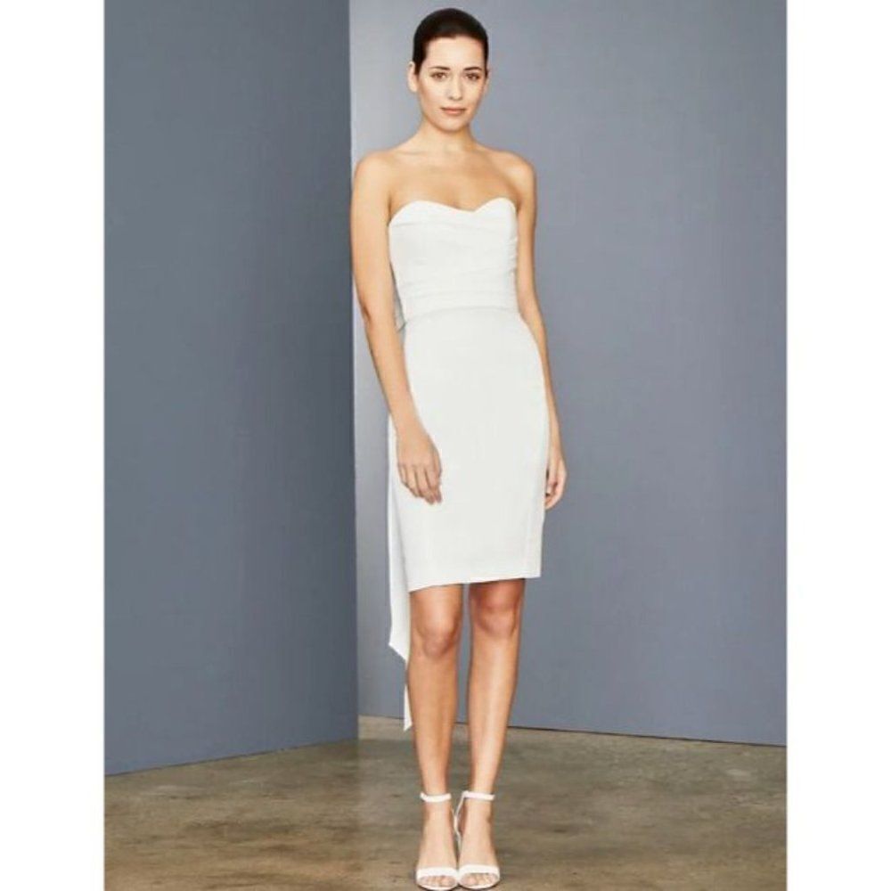 Amsale Womans Bridal Dress Size 4 White Strapless Large Bow Sweetheart Neck NWT